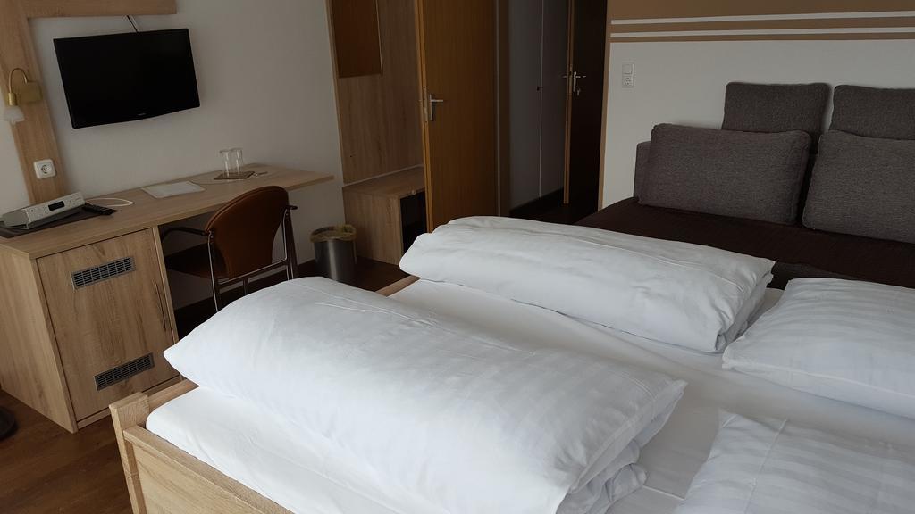 Hotel Landgasthof Hohenauer Hof מראה חיצוני תמונה